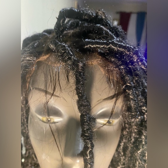 Black 27 inch used butterfly loc lace  wig - Picture 5 of 10